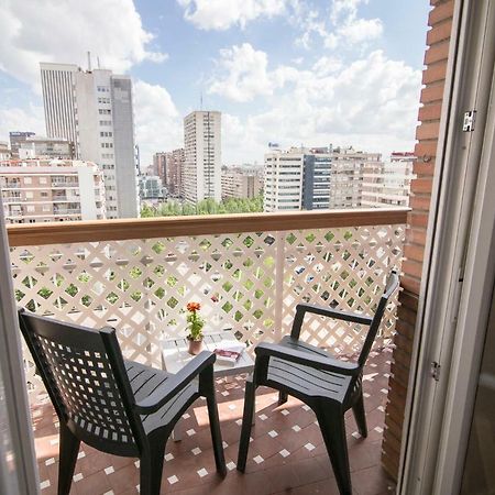 Appartamento Elegant retreat business district Bernabéu Madrid Esterno foto