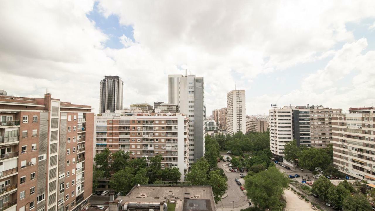 Appartamento Elegant retreat business district Bernabéu Madrid Esterno foto
